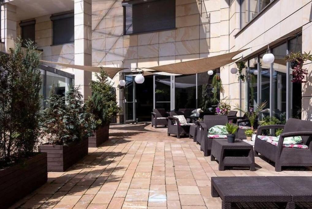 Premium Apartment For Jewish Quarter & Old Town Plus Pool Krakow Ngoại thất bức ảnh