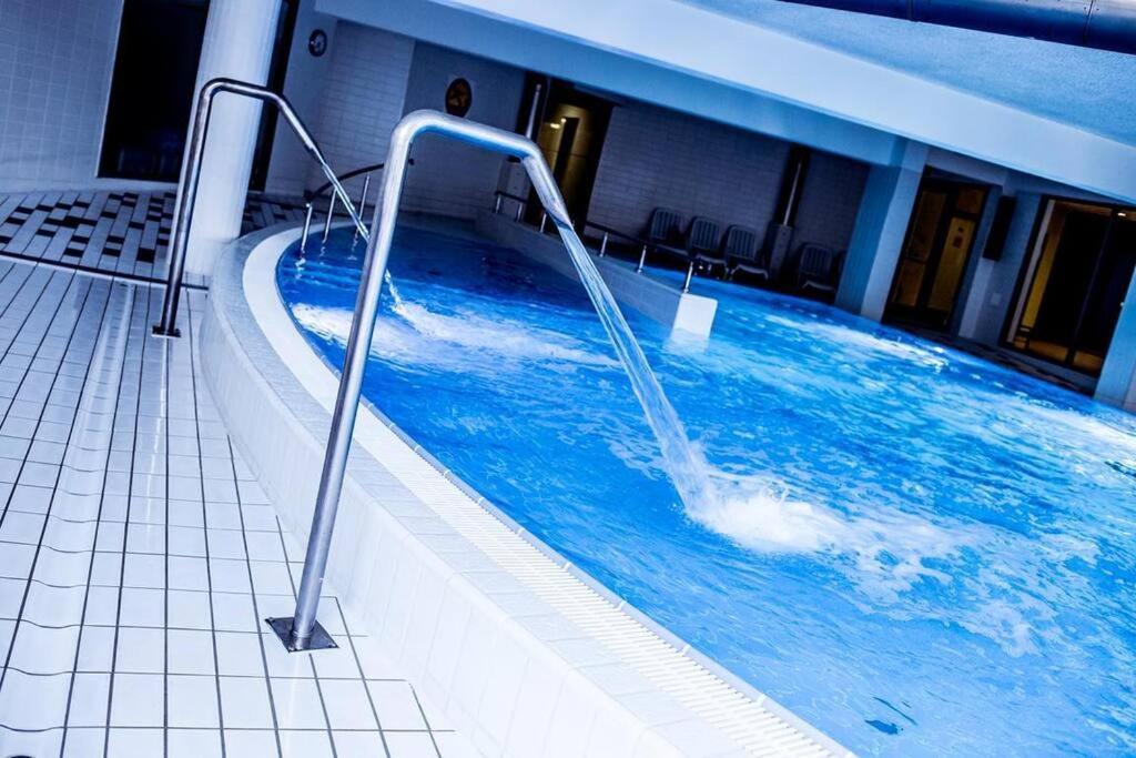 Premium Apartment For Jewish Quarter & Old Town Plus Pool Krakow Ngoại thất bức ảnh