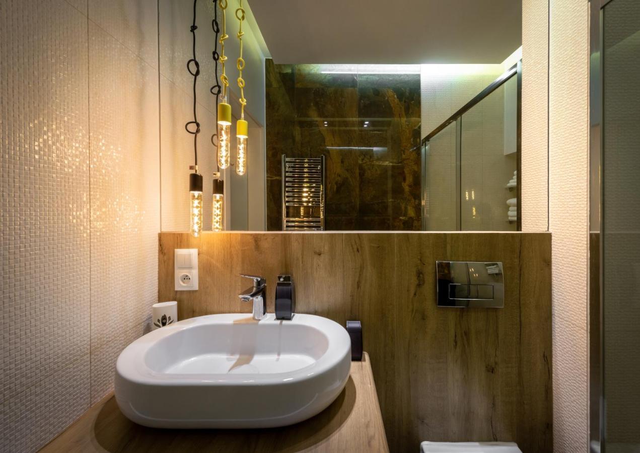 Premium Apartment For Jewish Quarter & Old Town Plus Pool Krakow Ngoại thất bức ảnh